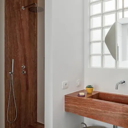 Mimaze Minimalist Living فيلة
